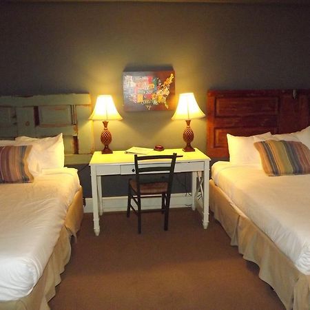 William Watson Hotel (Adults Only) Pittsfield Eksteriør bilde