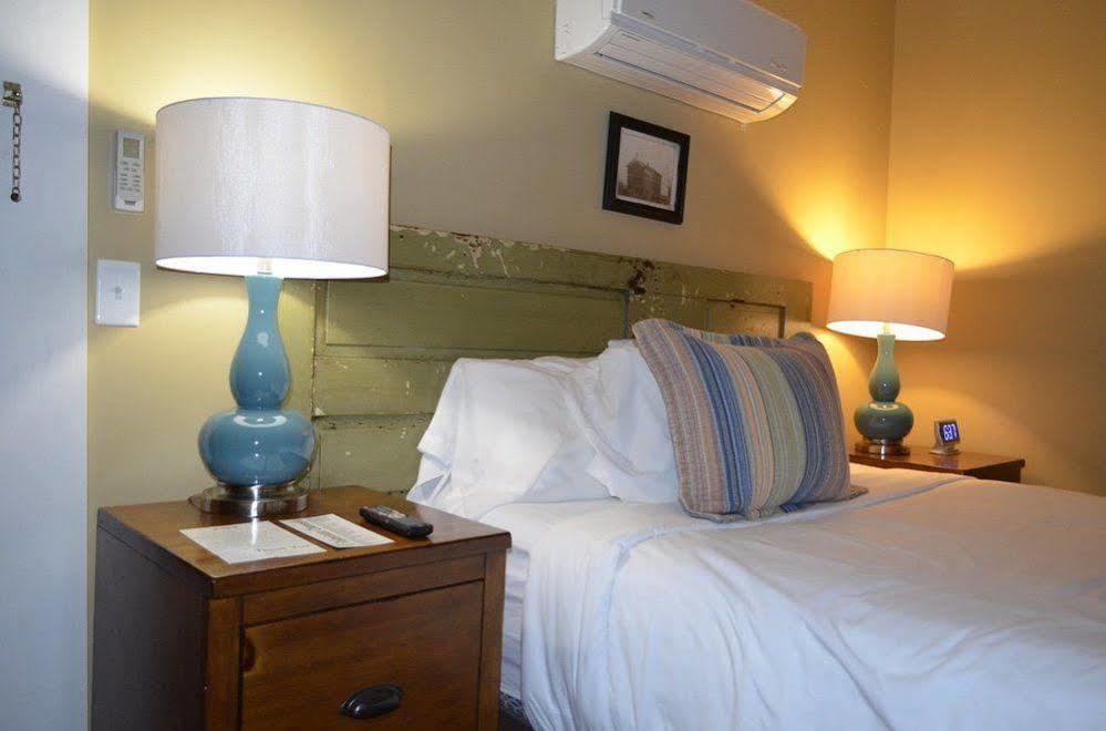 William Watson Hotel (Adults Only) Pittsfield Eksteriør bilde